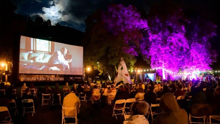 Festival ART IN PARK ponúkne najnovšie filmy ako Havel, Meky alebo koncert Billyho Barmana